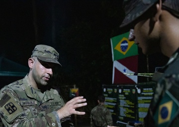 NYNG Medics attend Brazilian jungle familiarization course