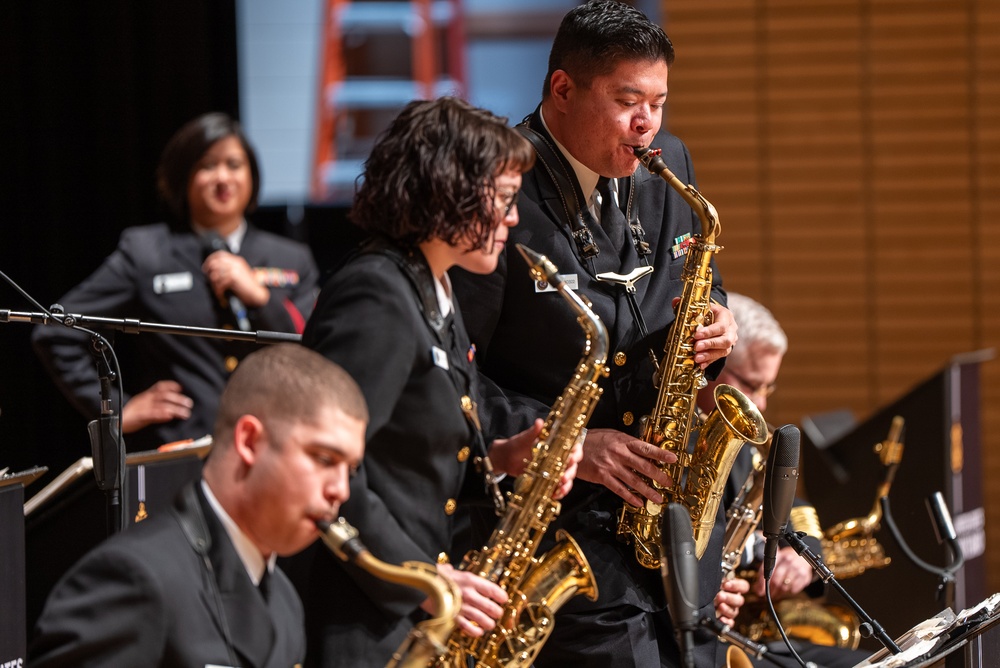 Chief Musician Andrew Francisco and Musician 1st Class perform at Valdosta State University College of the Arts