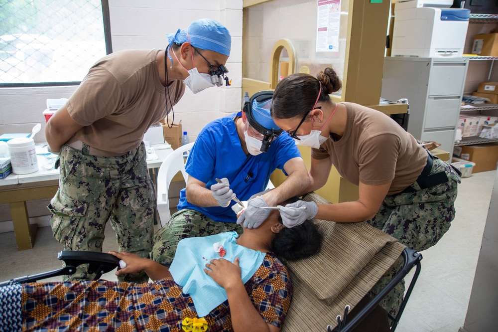 DVIDS Images Pacific Partnership 2024 1 Dental Clinic Image 5 Of 6   1000w Q95 