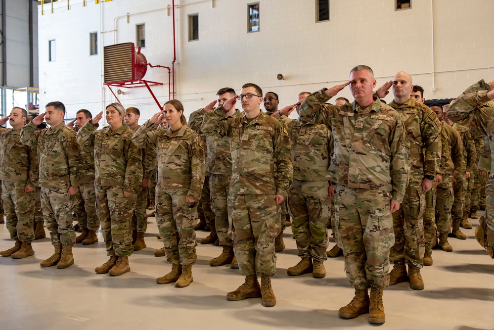 Powers takes command of 121st ARW