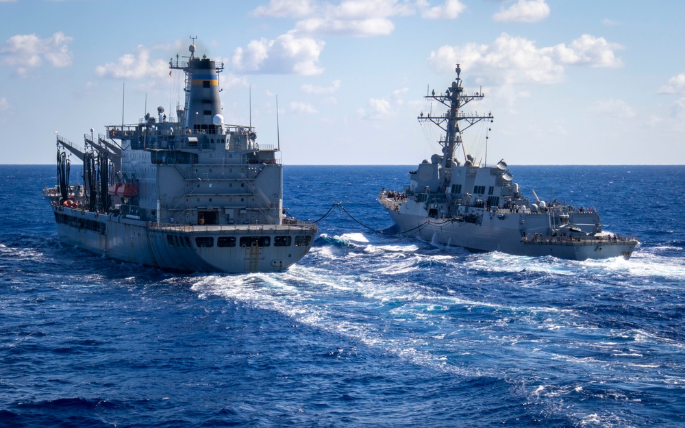 USS Carl Vinson (CVN 70) Fueling-at-Sea