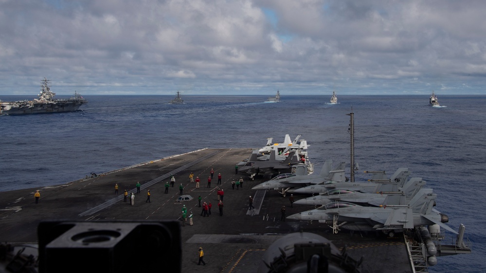 USS Carl Vinson (CVN 70), JMSDF Conduct Multi-Large Deck Event in Pacific Ocean