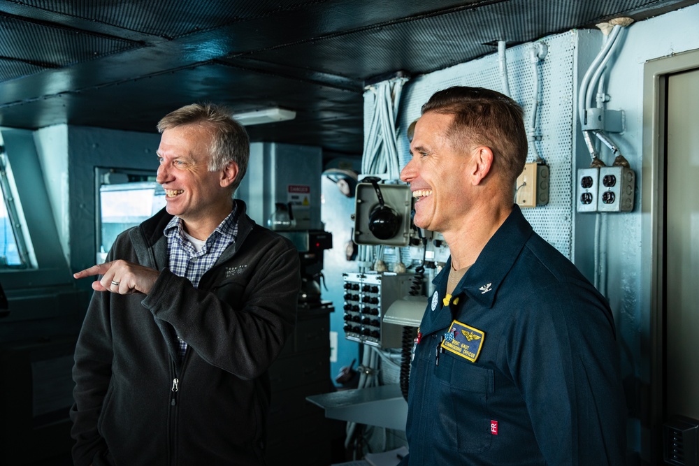 Under Secretary of the Navy tours George Washington