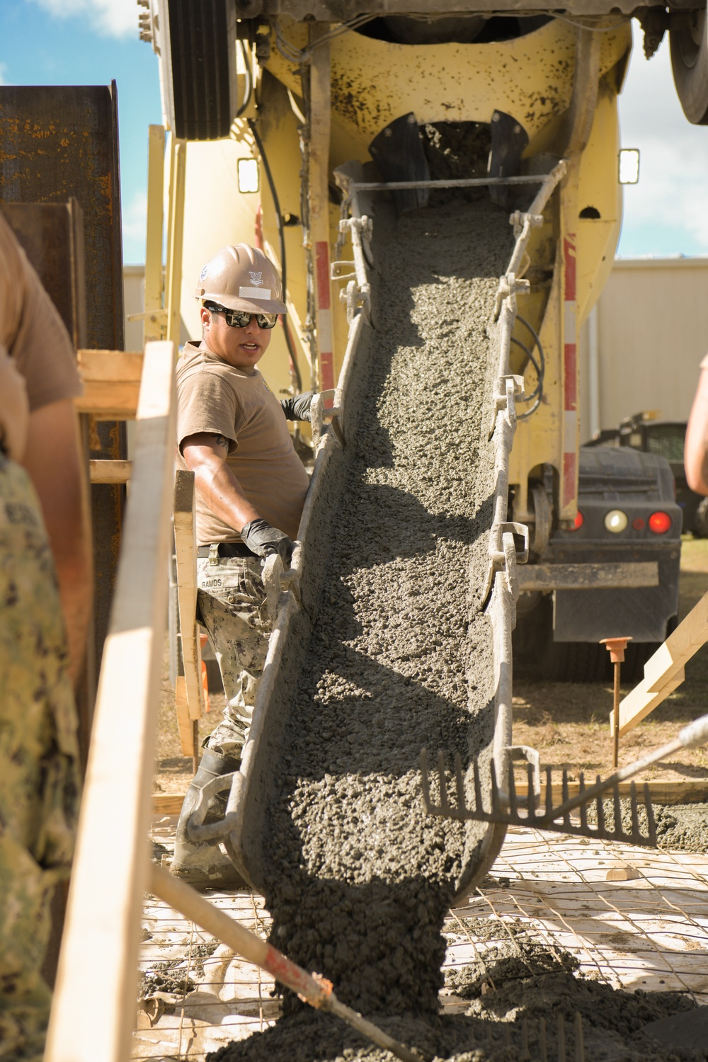 NMCB 11 Builds Display Stand on CRTC Gulfport