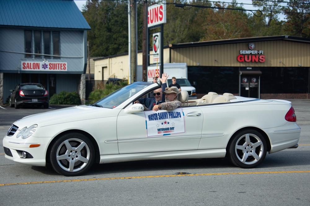 d2023 Veterans Day Parade in Jacksonville