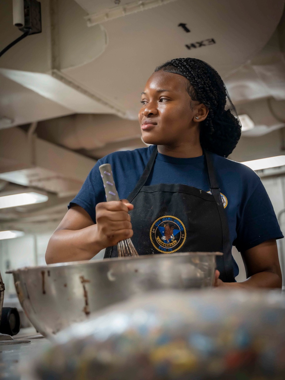 USS Carl Vinson (CVN 70) Sailors Prepare Dessert