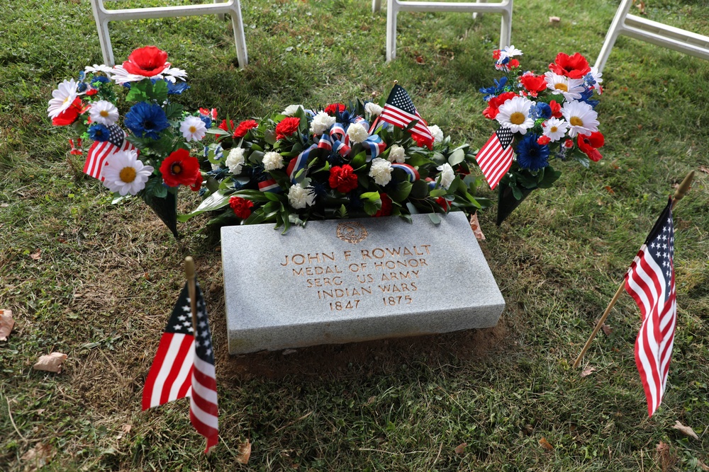 Kentucky Honor Guard helps put to rest forgotten Medal of Honor recipient