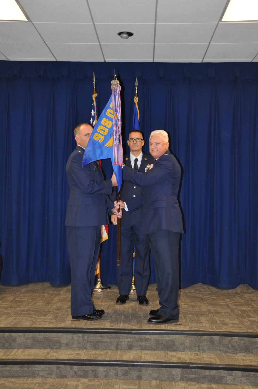 357th Airlift Squadron Welcomes New Commander