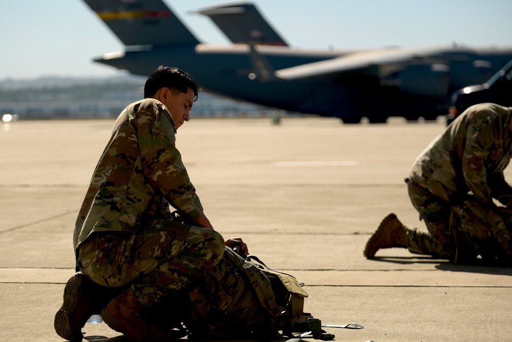 11h Airborne Division Soldiers Prepare for Arctic Aloha 24  [5 of 7]