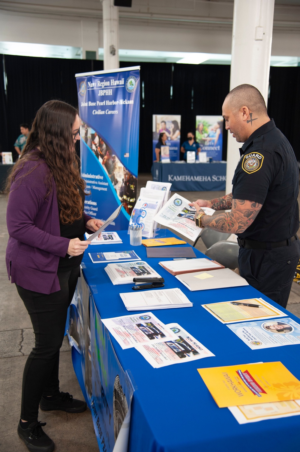 Navy Region Hawaii, JBPHH participate in City and County of Honolulu's hiring event