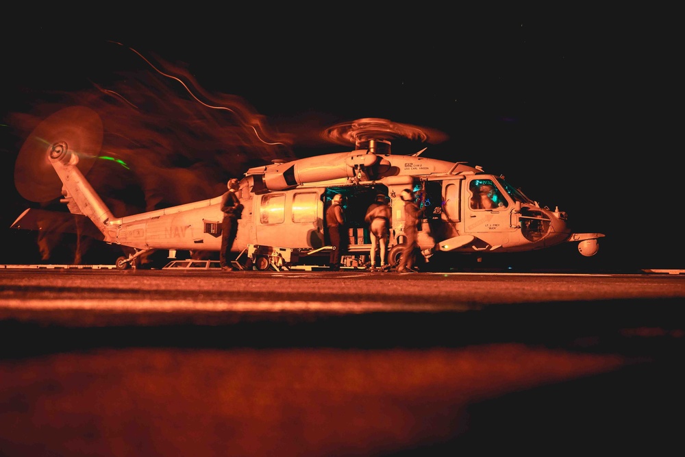 USS Carl Vinson (CVN 70) Sailors Conduct Flight Operations in the Pacific Ocean