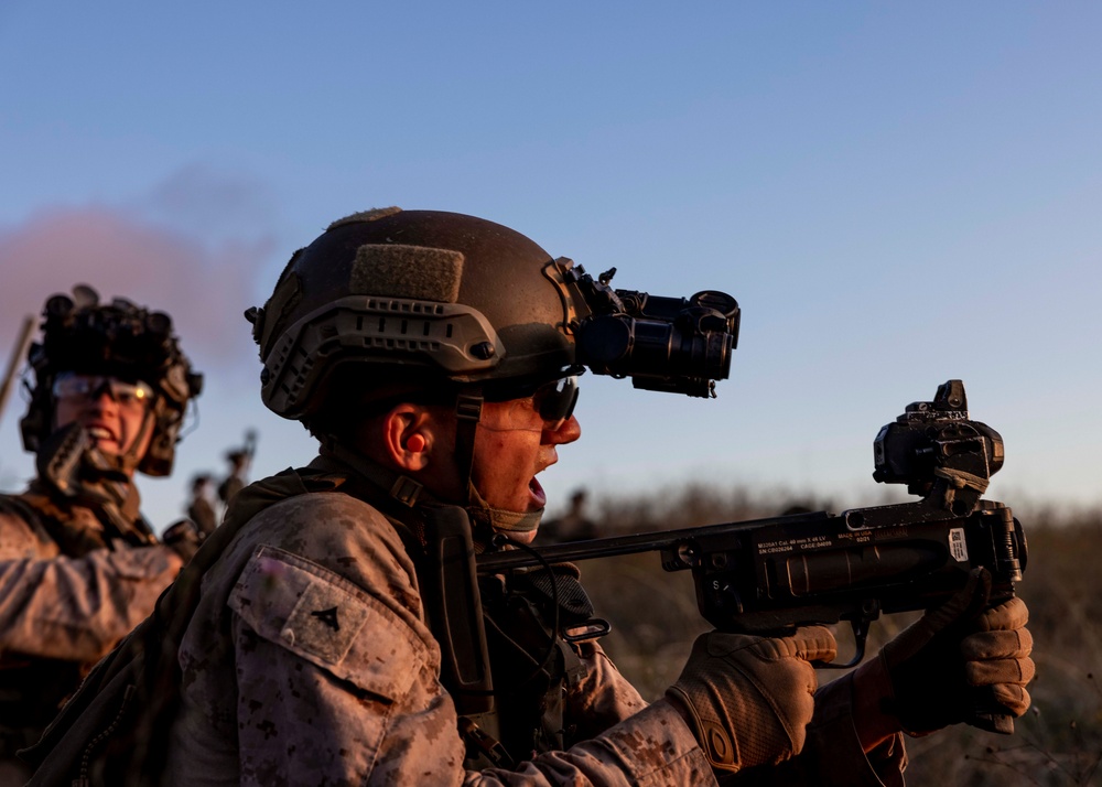 Alpha Company, BLT 1/5 Trains at Camp Pendleton’s Range 800