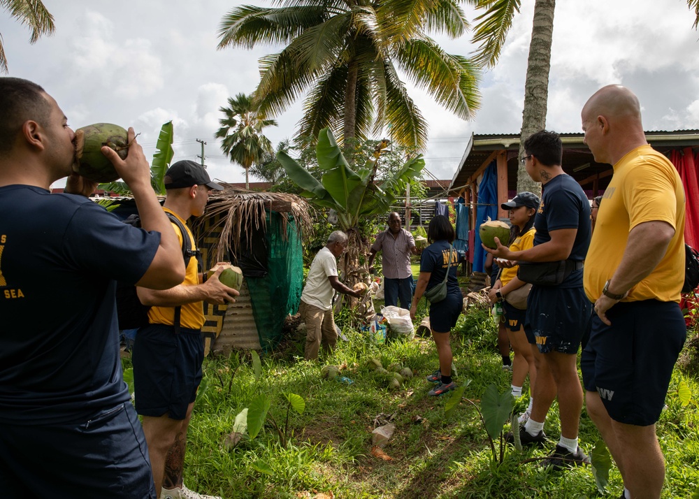 Pacific Partnership 2023: Sailors Volunteer at Tebara Ex-Servicemen Association in Fiji