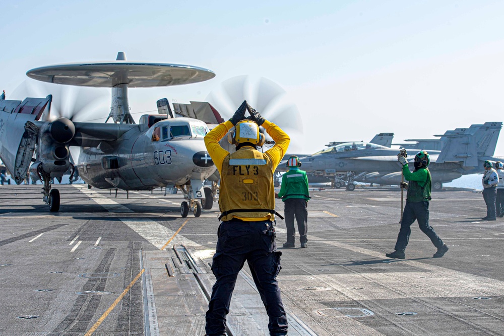 USS Dwight D. Eisenhower (CVN 69) Supports Naval Operations in 5th Fleet Area of Operations