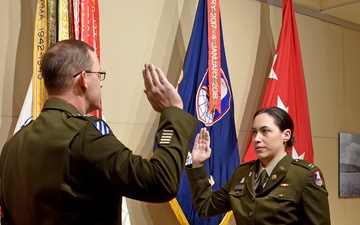 SMDC welcomes first direct commissioned officer to Army Space Operations