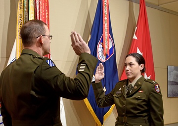 SMDC welcomes first direct commissioned officer to Army Space Operations