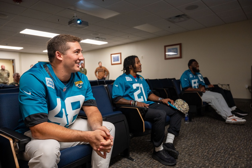 Jacksonville Jaguars get glimpse of airpower