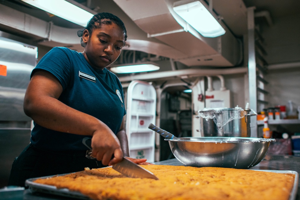 Sailor bakes aboard USS Carl Vinson