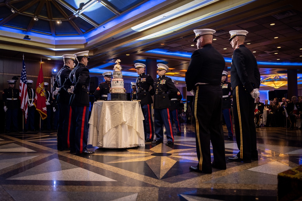DVIDS - Images - Lt. Gen. David G. Bellon attends MIU's Marine Corps ...