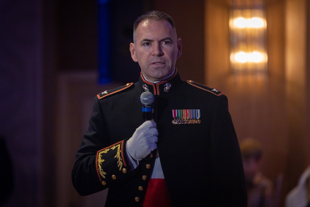 Colonel Brooks D. Braden assumes command of Marine Innovation Unit