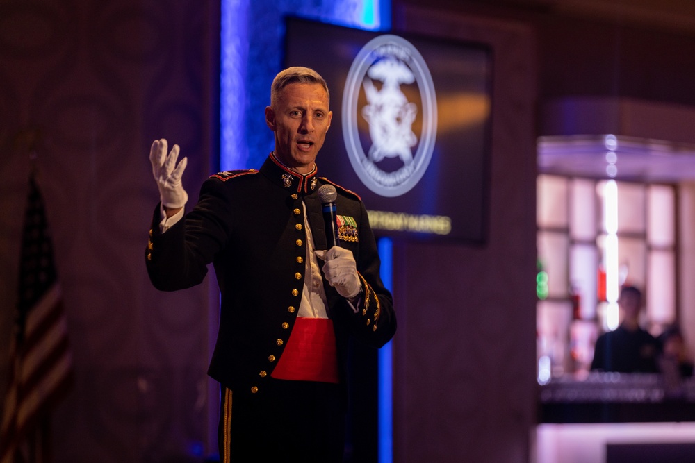 Colonel Brooks D. Braden assumes command of Marine Innovation Unit