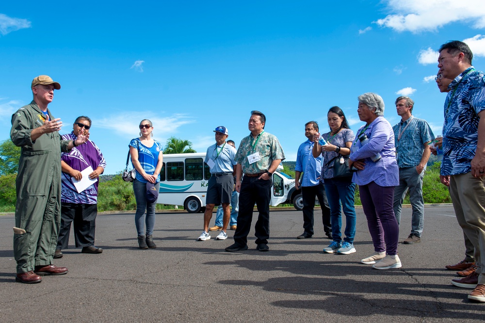 Hawaii State Lawmakers Visit Pacific Missile Range Facility