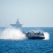 ACU 5 Conducts LCAC Operations