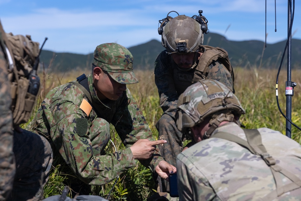RD 23 FTX: V22, JGSDF Exchange Defense Tactics on Hijyudai