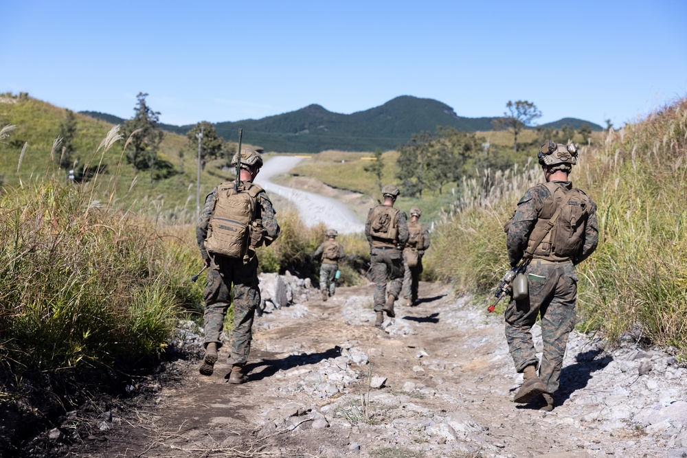 RD 23 FTX: V22, JGSDF Exchange Defense Tactics on Hijyudai