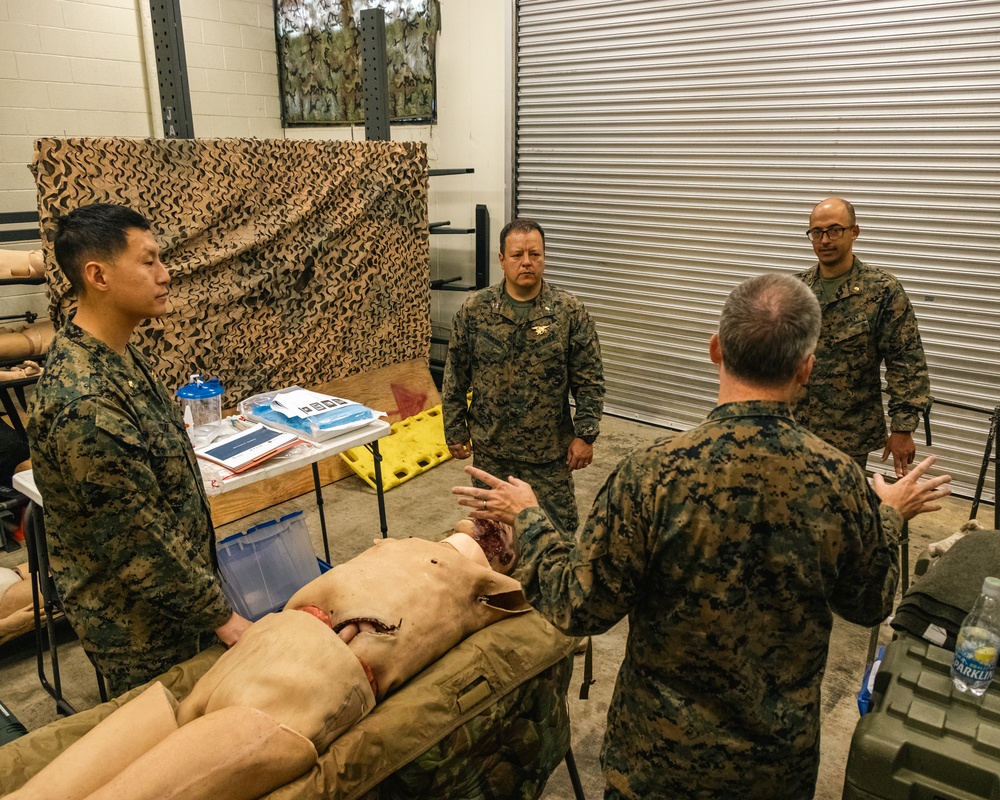 US Navy Sailors Conduct an Advanced Trauma Life Support Class