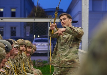 173rd Airborne Brigade conducts Basic Airborne Refresher