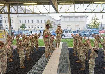 173rd Airborne Brigade conducts Basic Airborne Refresher