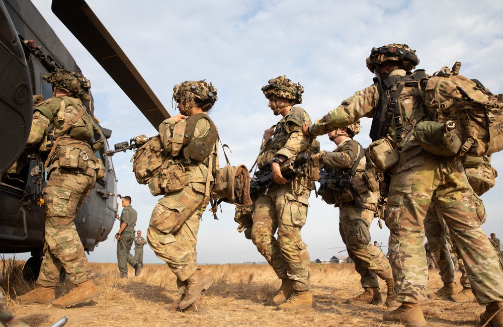 1-26th Infantry Regiment Conduct Cold Load Training