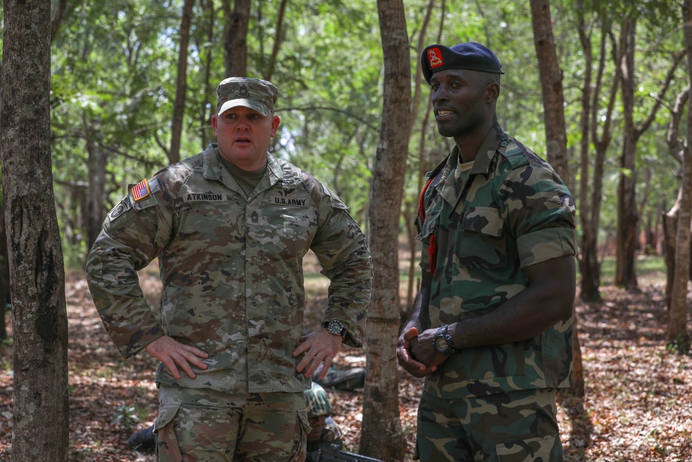 SETAF-AF observes Malawi Section Commanders course