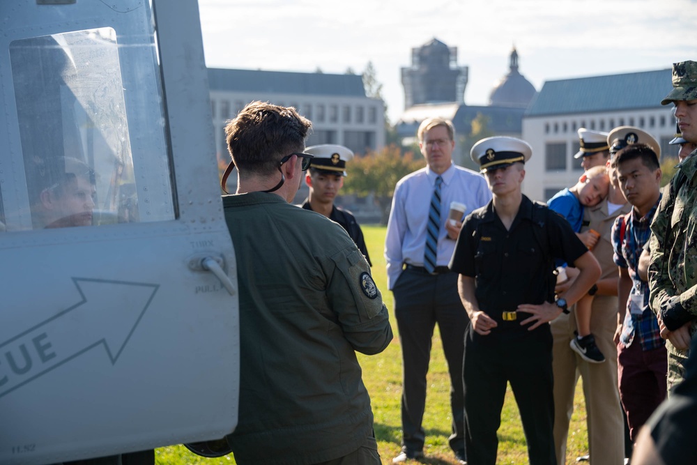 U.S. Naval Academy Midshipmen Explore Marine Corps Combat Systems Display