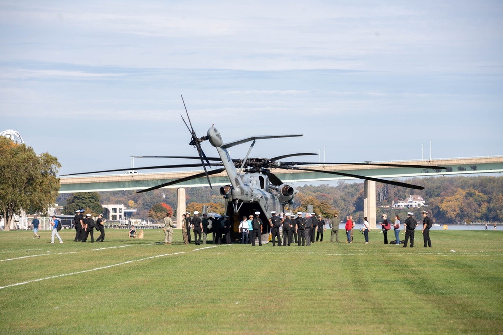 U.S. Naval Academy Midshipmen Explore Marine Corps Combat Systems Display