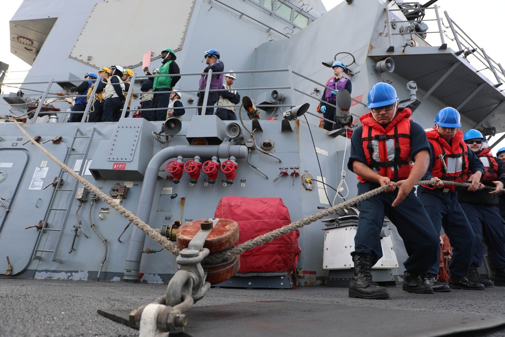 USS Paul Ignatius Underway Replenishment