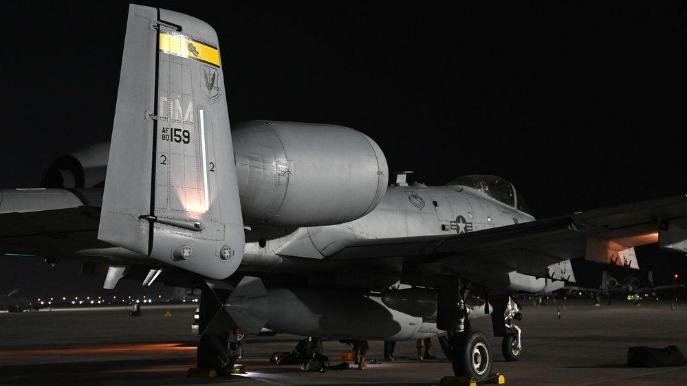 Additional A-10 Thunderbolt II Arrive in CENTCOM