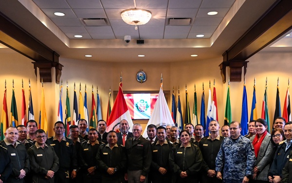 CAEN-EPG of PERU IADC Visit