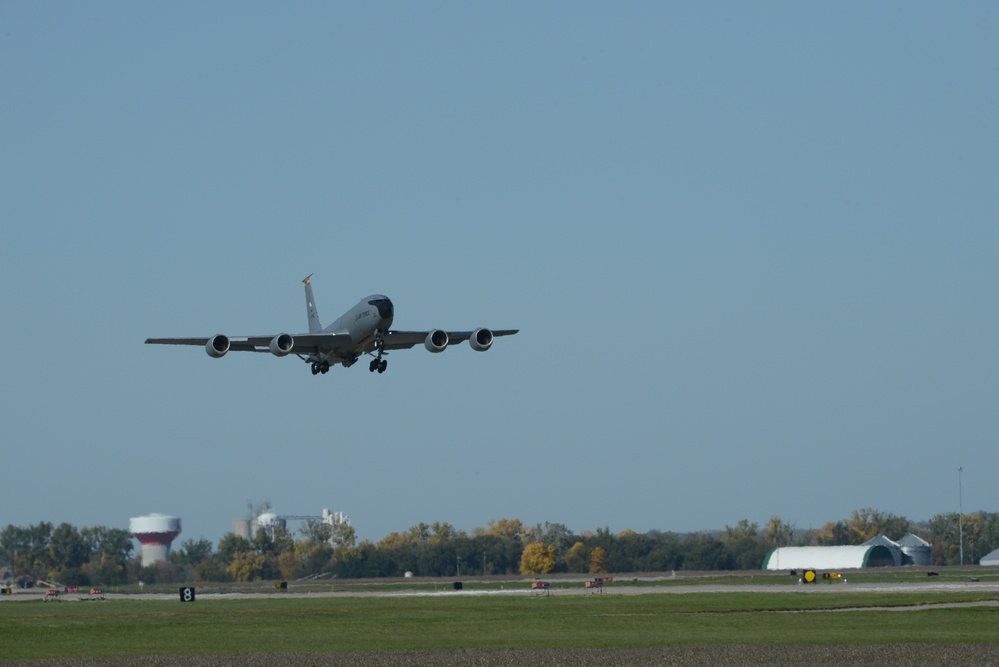 KC-135 departs