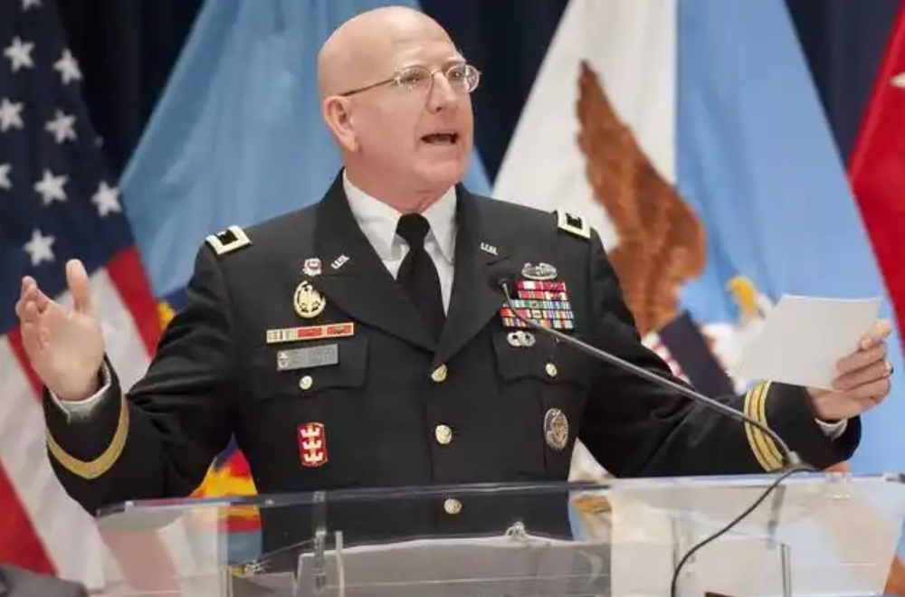 Retired US Army general shares mental health journey with premier CBRNE command