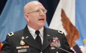 Retired US Army general shares mental health journey with premier CBRNE command