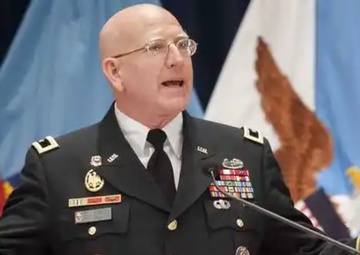 Retired US Army general shares mental health journey with premier CBRNE command