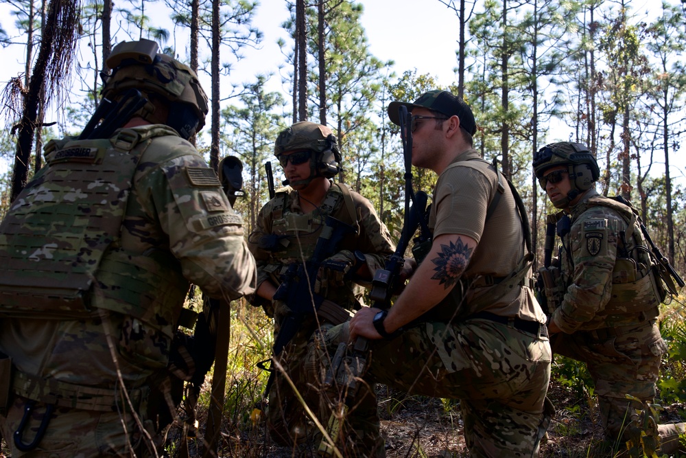 Green Berets execute live fire exercise