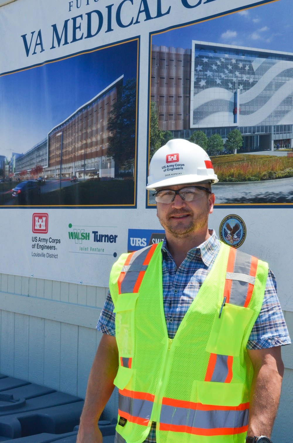 Retired soldier continues to serve on Louisville VA project