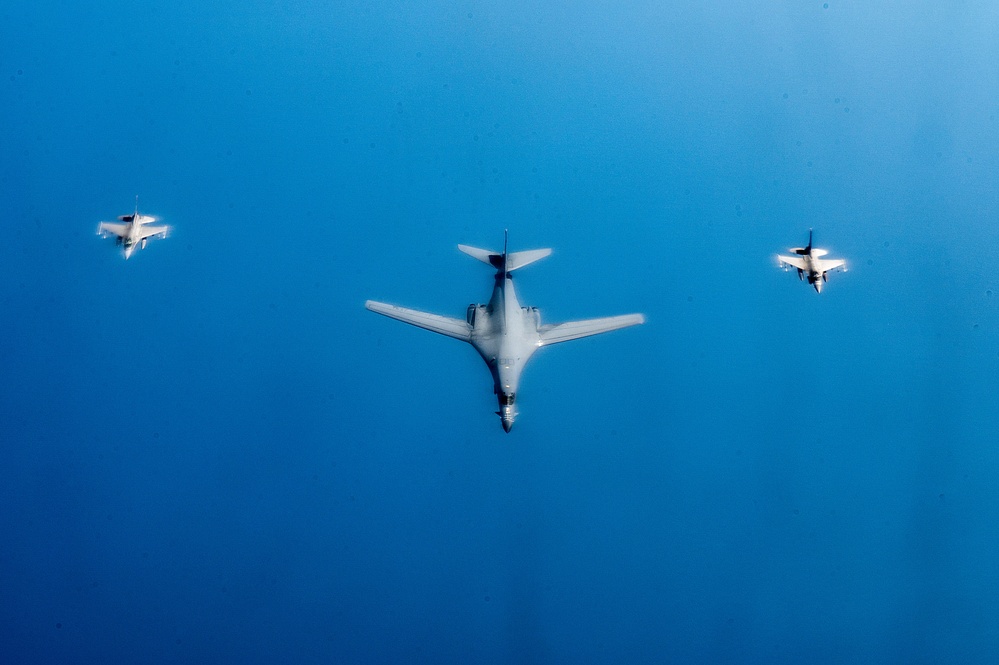 F-16s Escort B-1 in U.S. Central Command Area of Responsibility