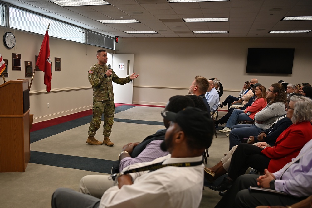 US Army Corps of Engineers Command Sergeant Major Douglas Galick Visits Logistics Activity