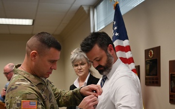 US Army Corps of Engineers Command Sergeant Major Douglas Galick Visits Logistics Activity