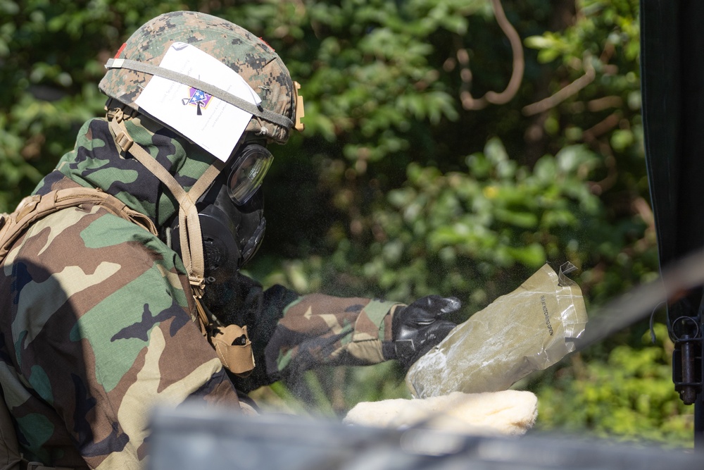 Resolute Dragon 23 FTX | 3rd MLG conducts Unit Recovery Team Course Culminating Event on MCAS Futenma