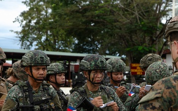 MRF-SEA Marines conduct Patrol During Corporals Course in Palawan